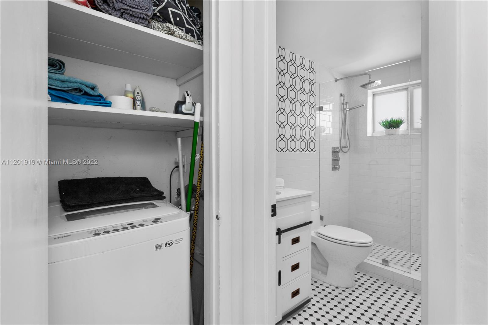 641 Espanola Way Unit: 24