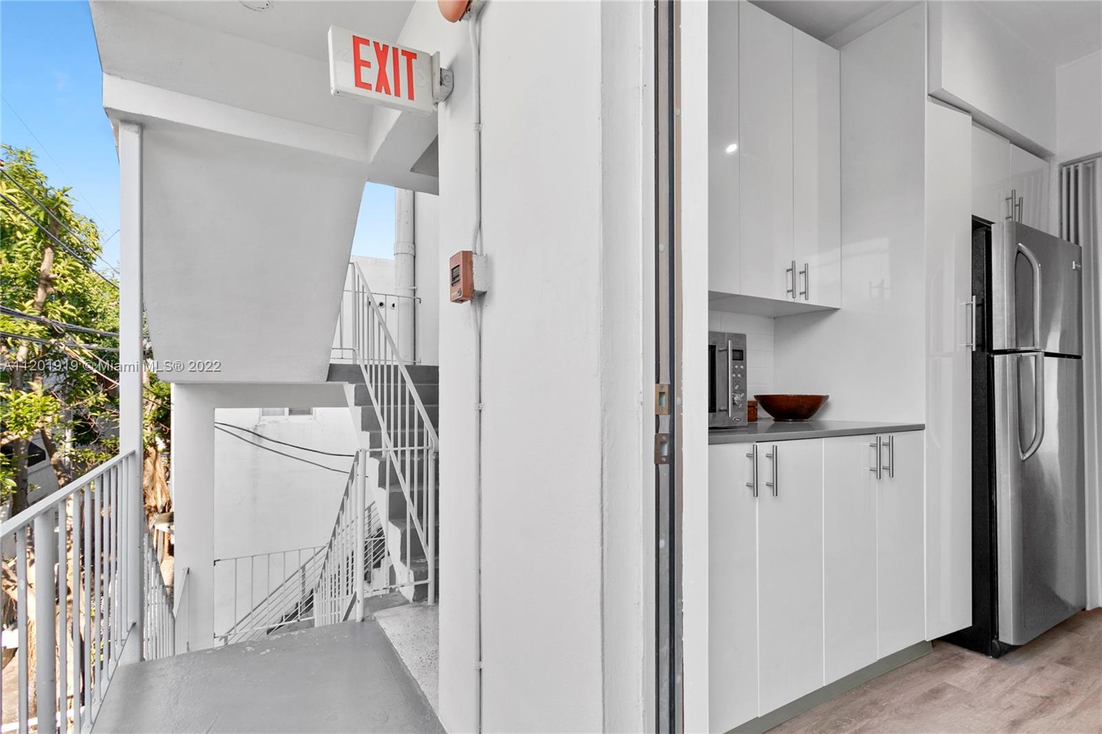 641 Espanola Way Unit: 24