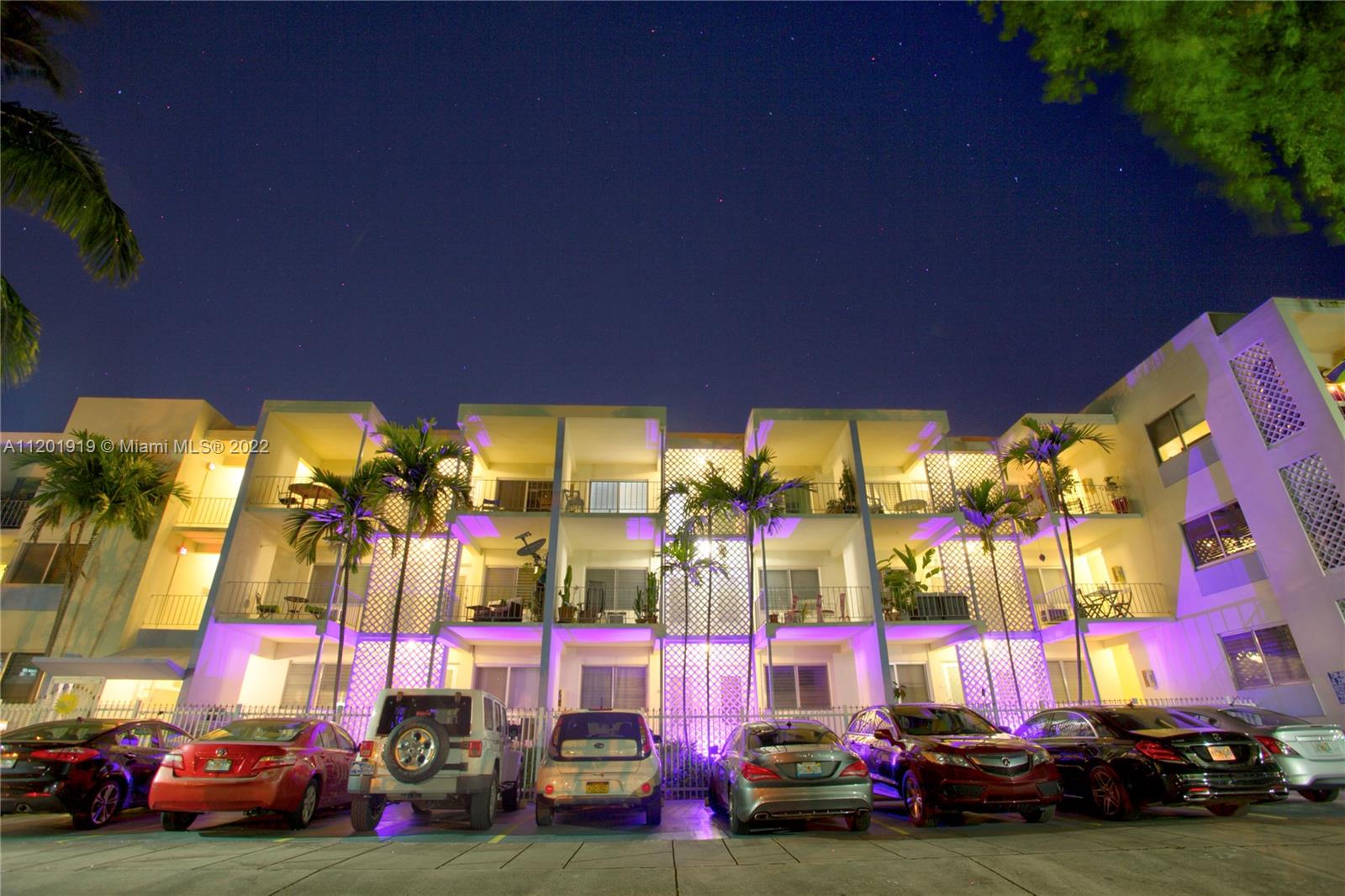 641 Espanola Way Unit: 24