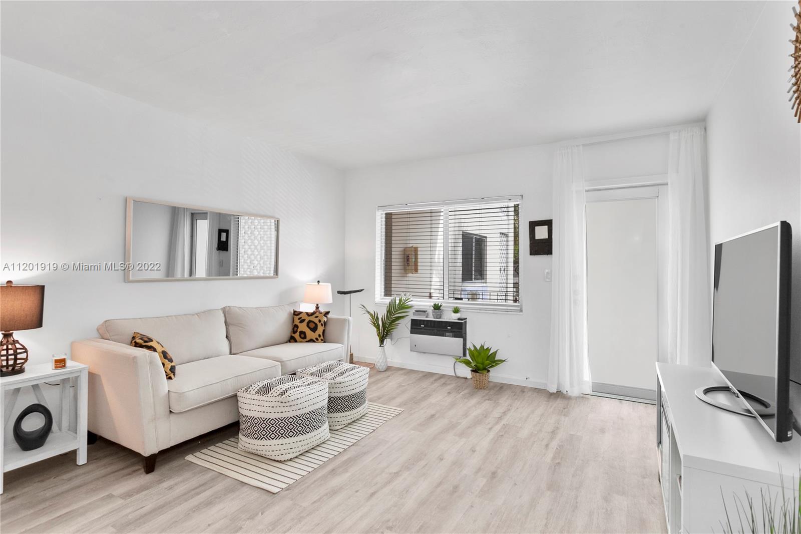 641 Espanola Way Unit: 24
