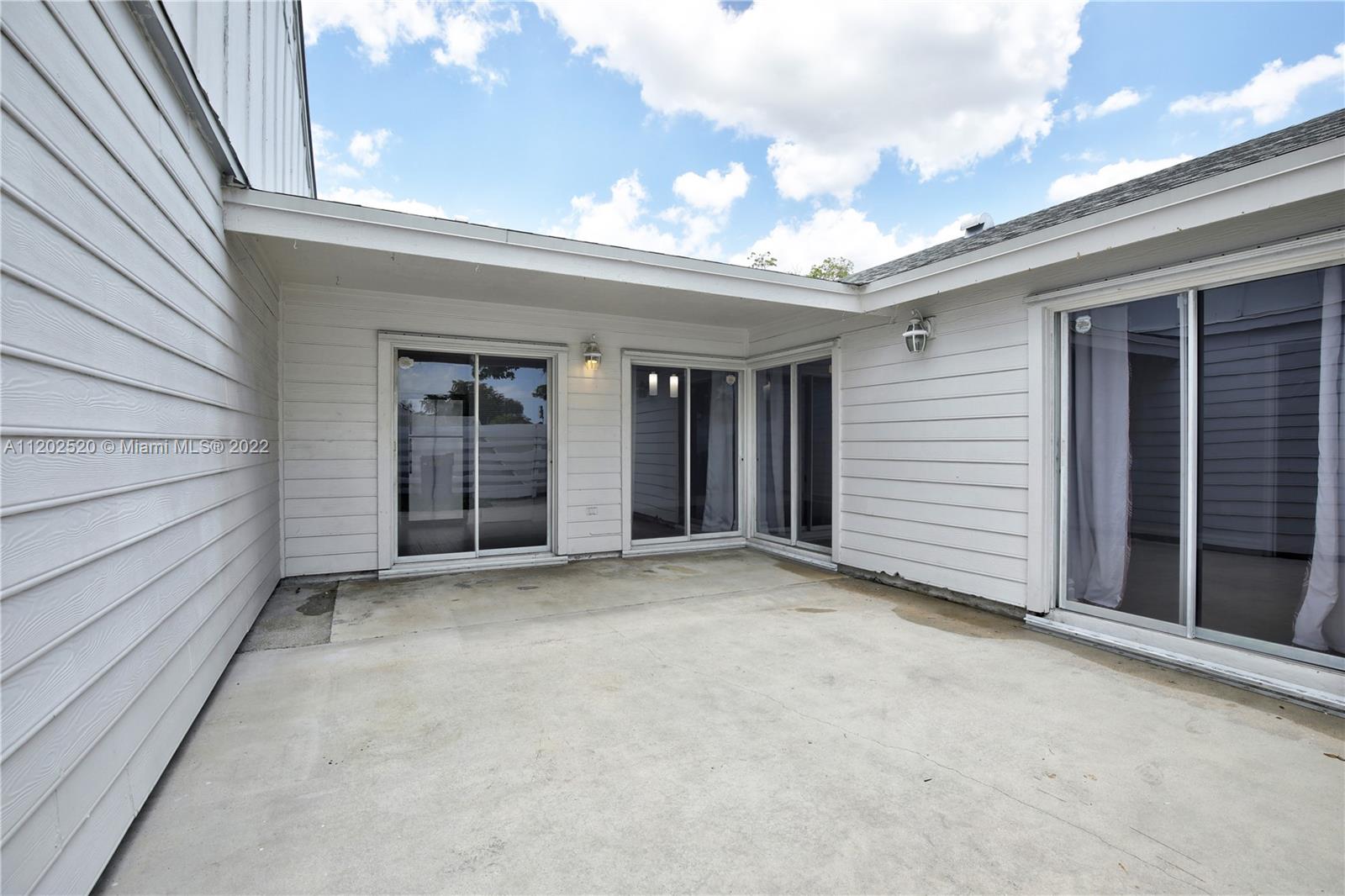 13776 149th Circle Ln Unit: 3