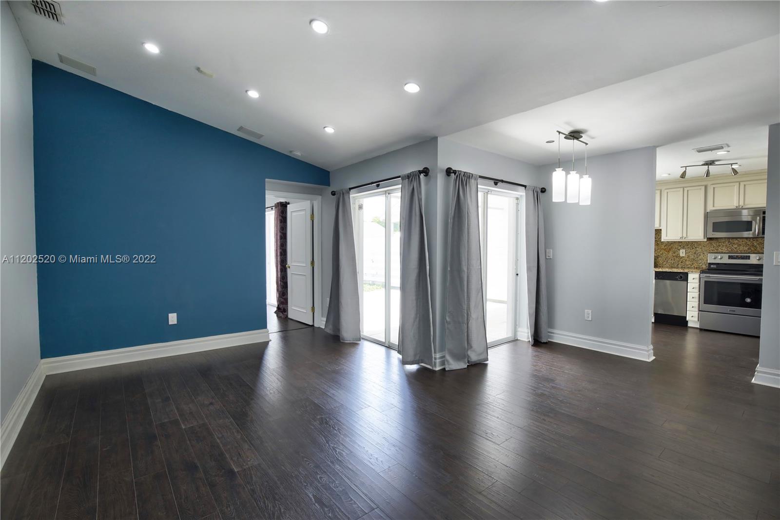 13776 149th Circle Ln Unit: 3