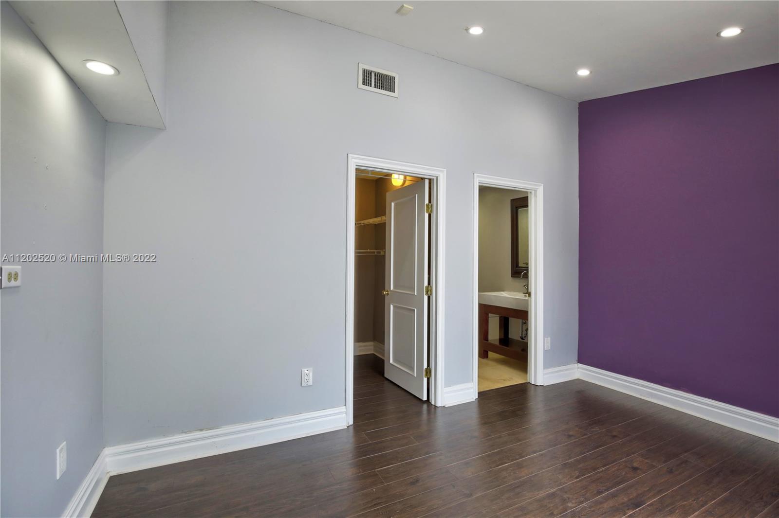 13776 149th Circle Ln Unit: 3