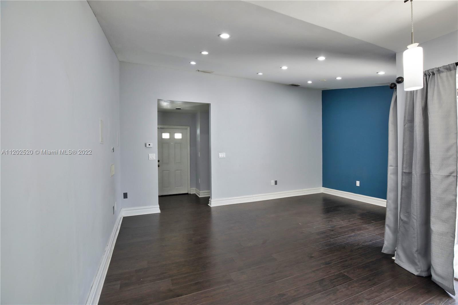 13776 149th Circle Ln Unit: 3