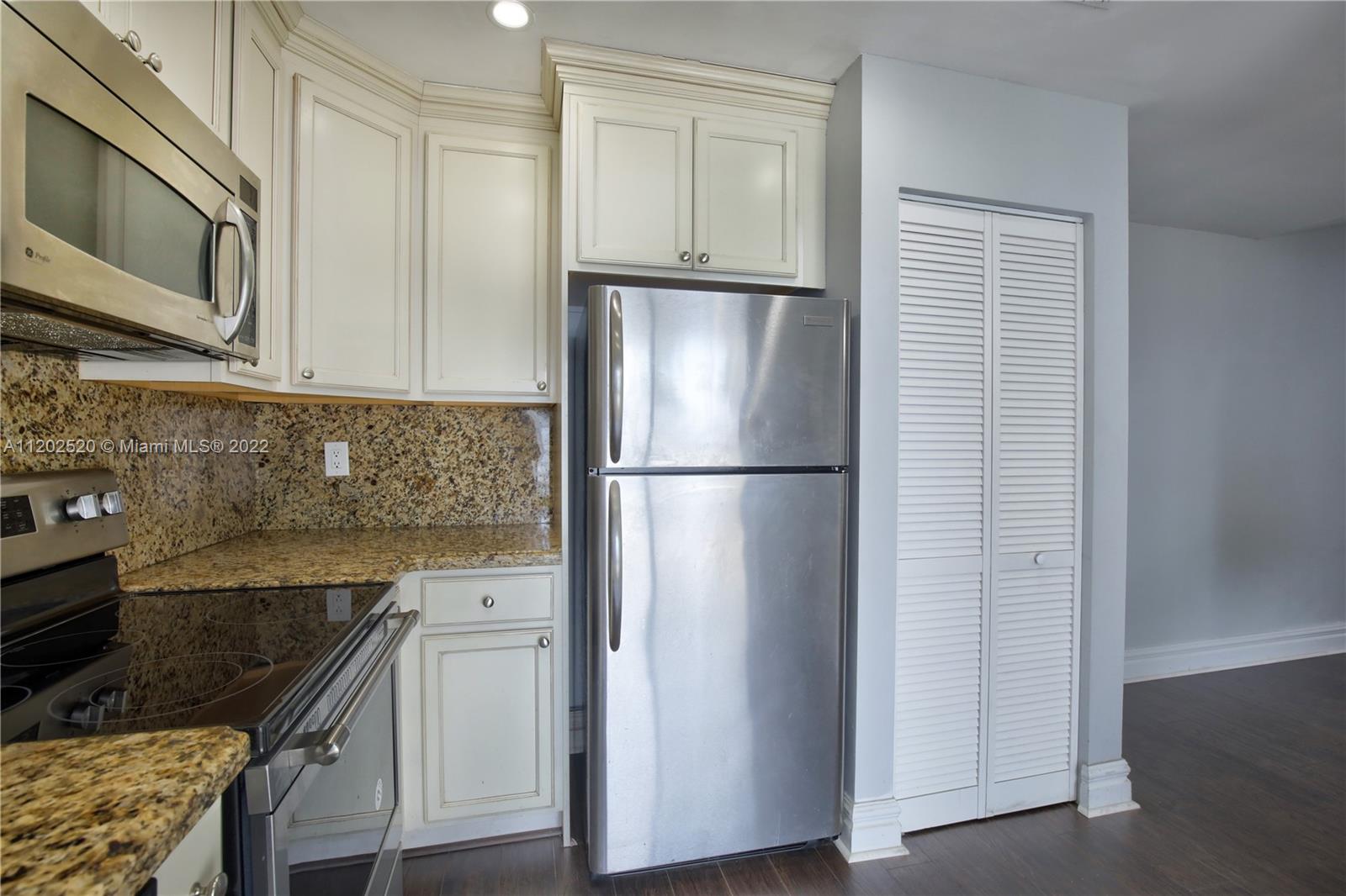 13776 149th Circle Ln Unit: 3