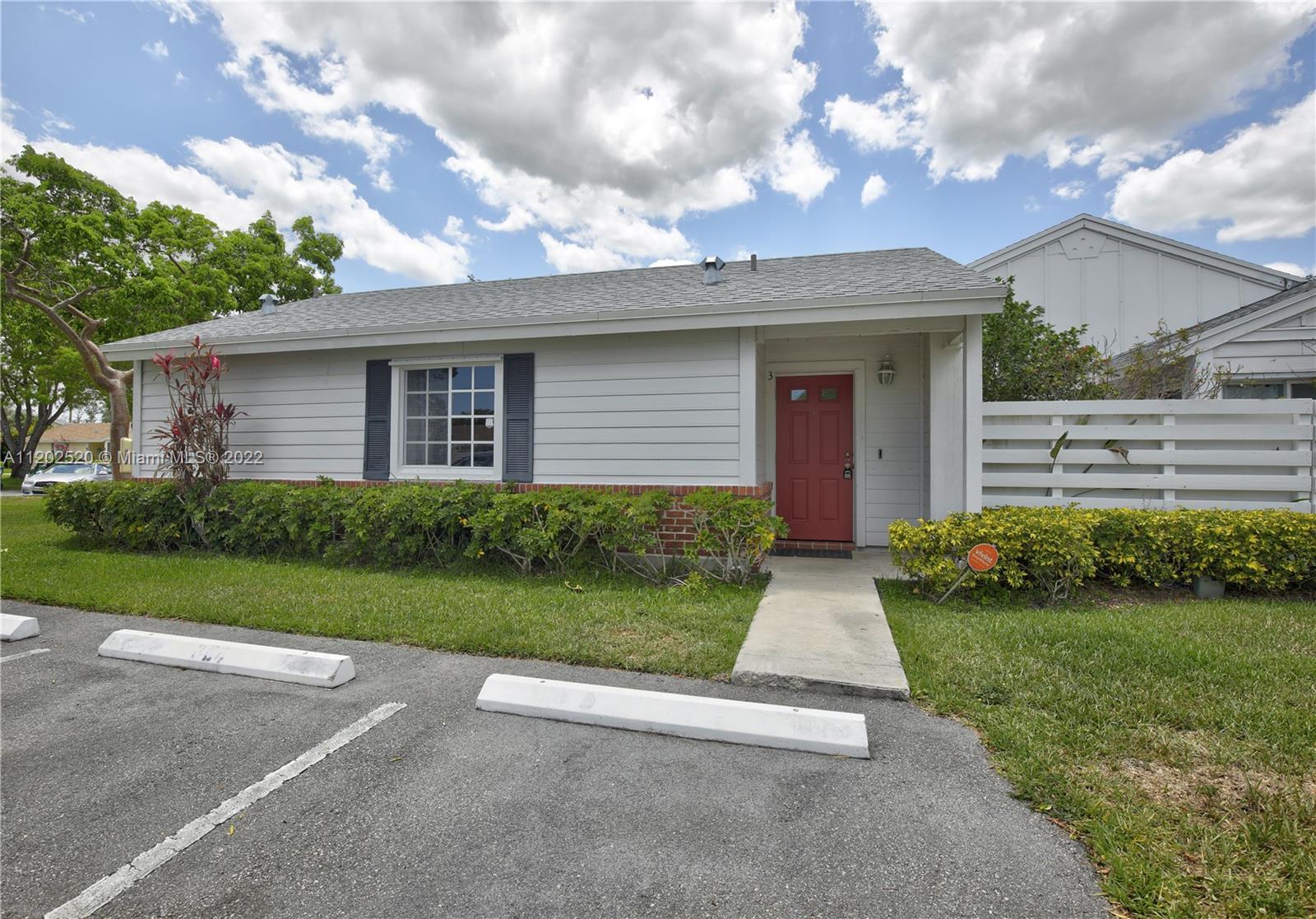 13776 149th Circle Ln Unit: 3