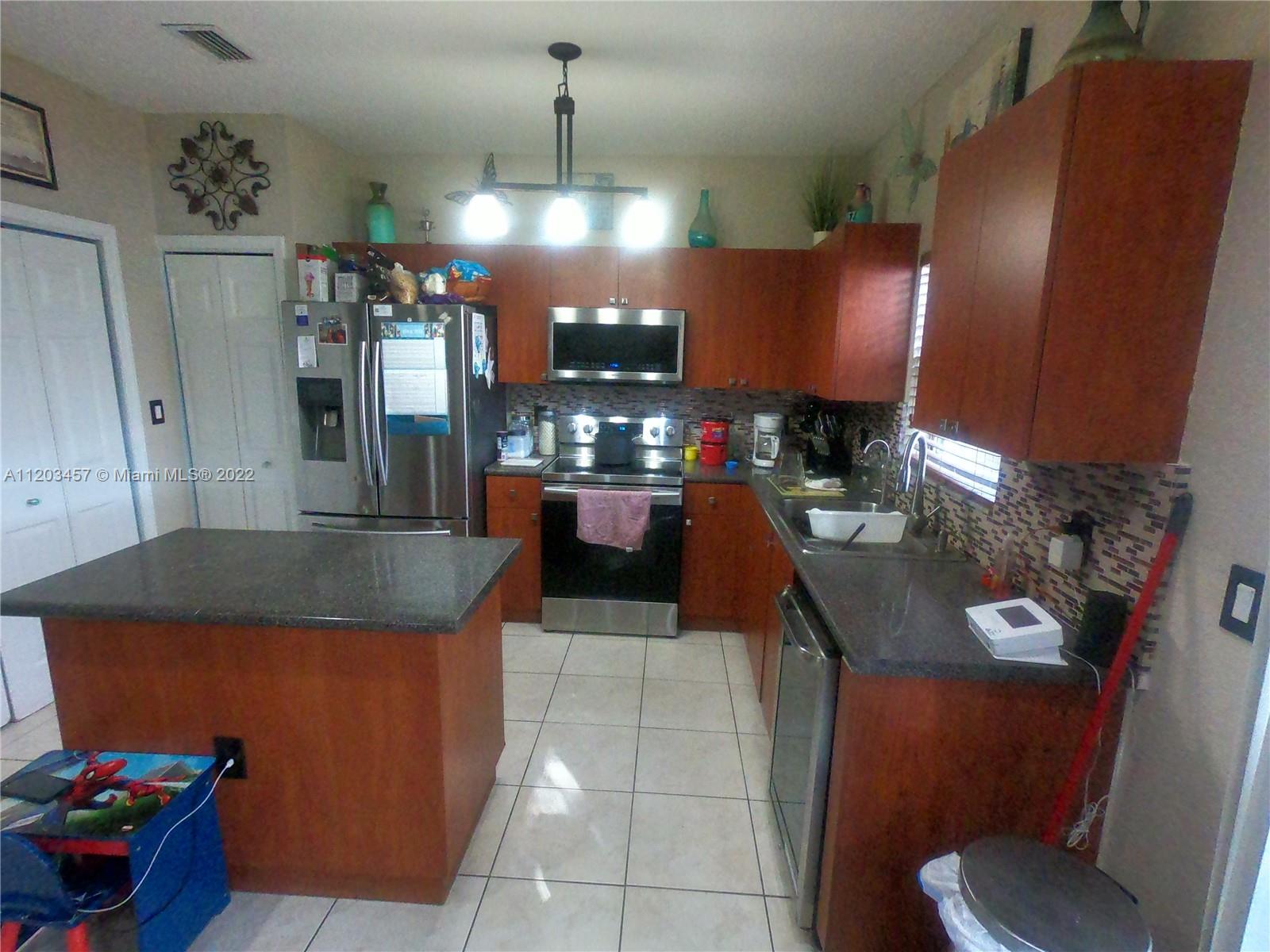 2954 SE 15th Ter Unit: 2954