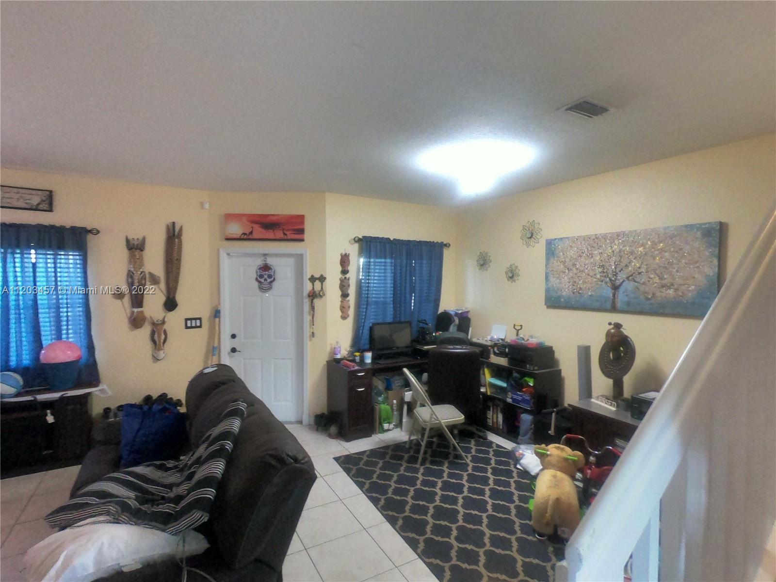 2954 SE 15th Ter Unit: 2954