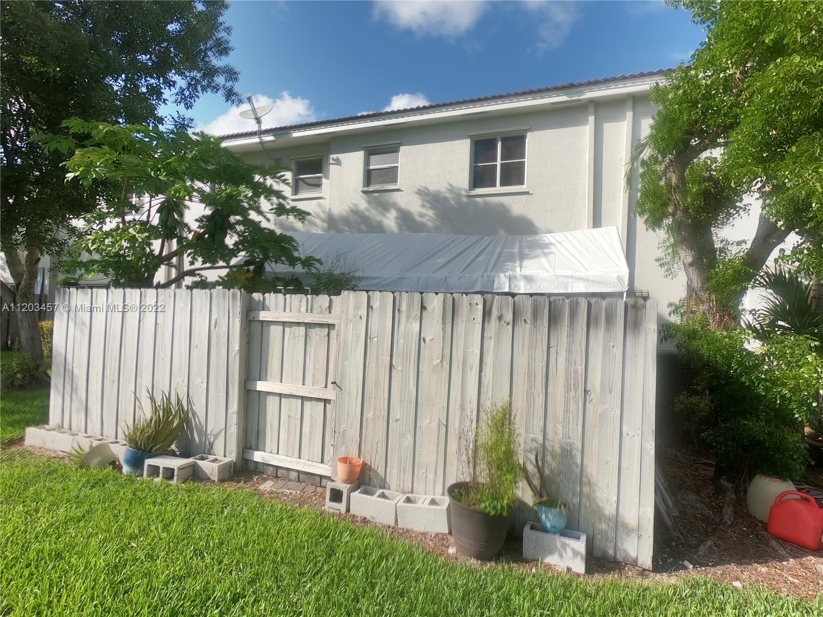 2954 SE 15th Ter Unit: 2954