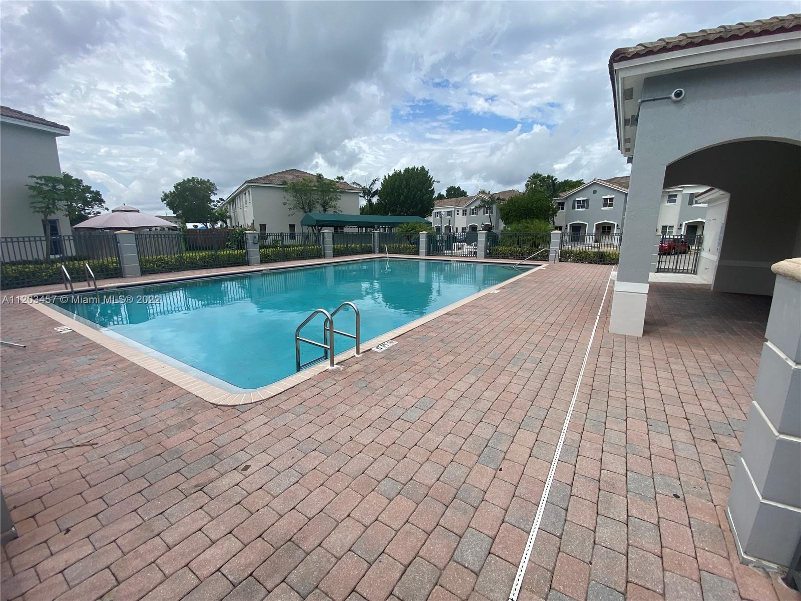 2954 SE 15th Ter Unit: 2954