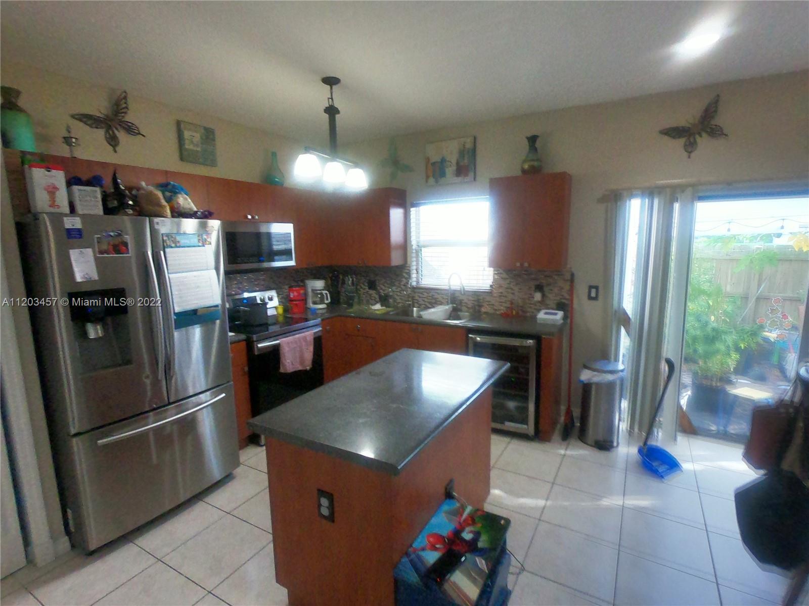 2954 SE 15th Ter Unit: 2954