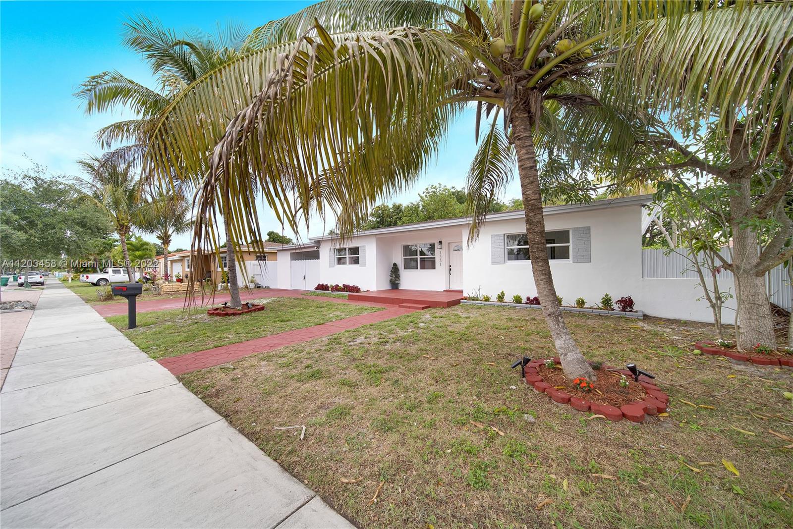1331 NW 131st St