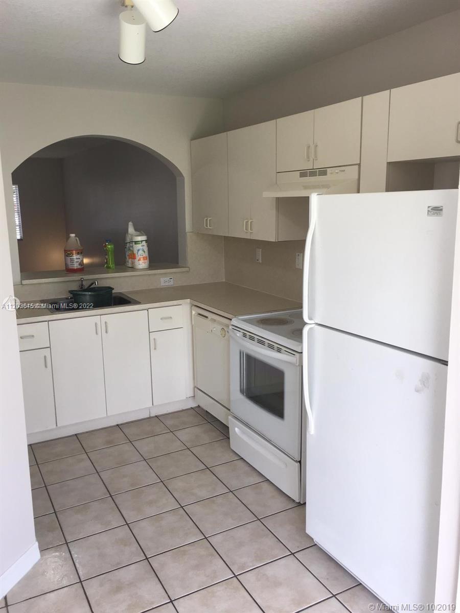 3398 NE 9 DR Unit: 102
