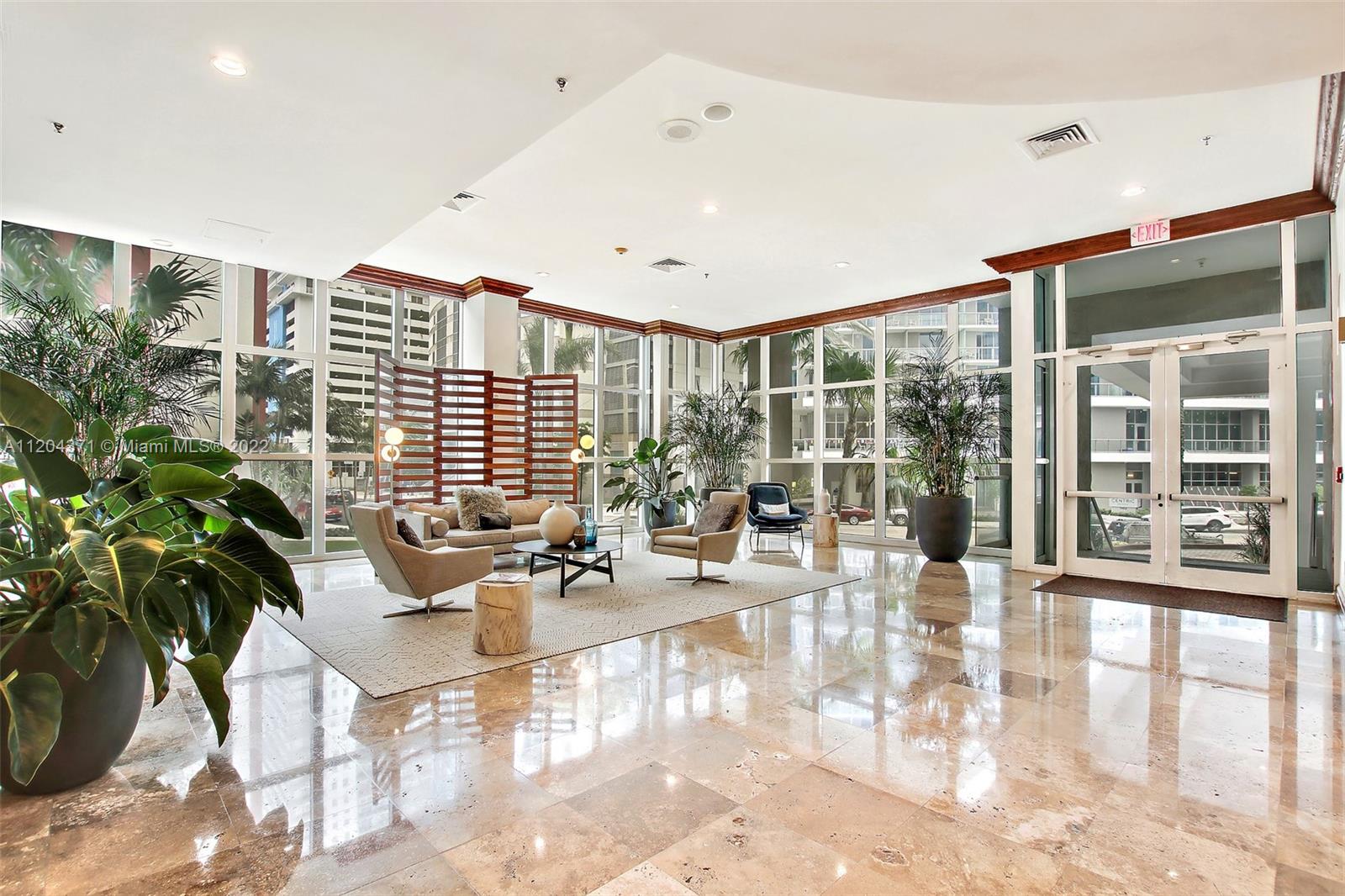 1111 Brickell Bay Dr Unit: 2005