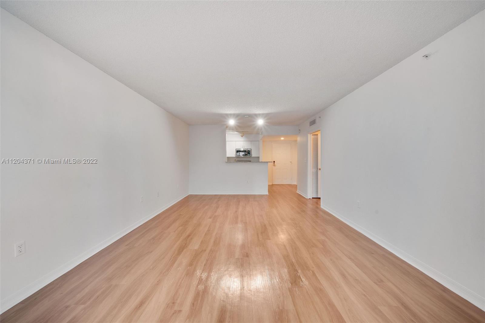 1111 Brickell Bay Dr Unit: 2005