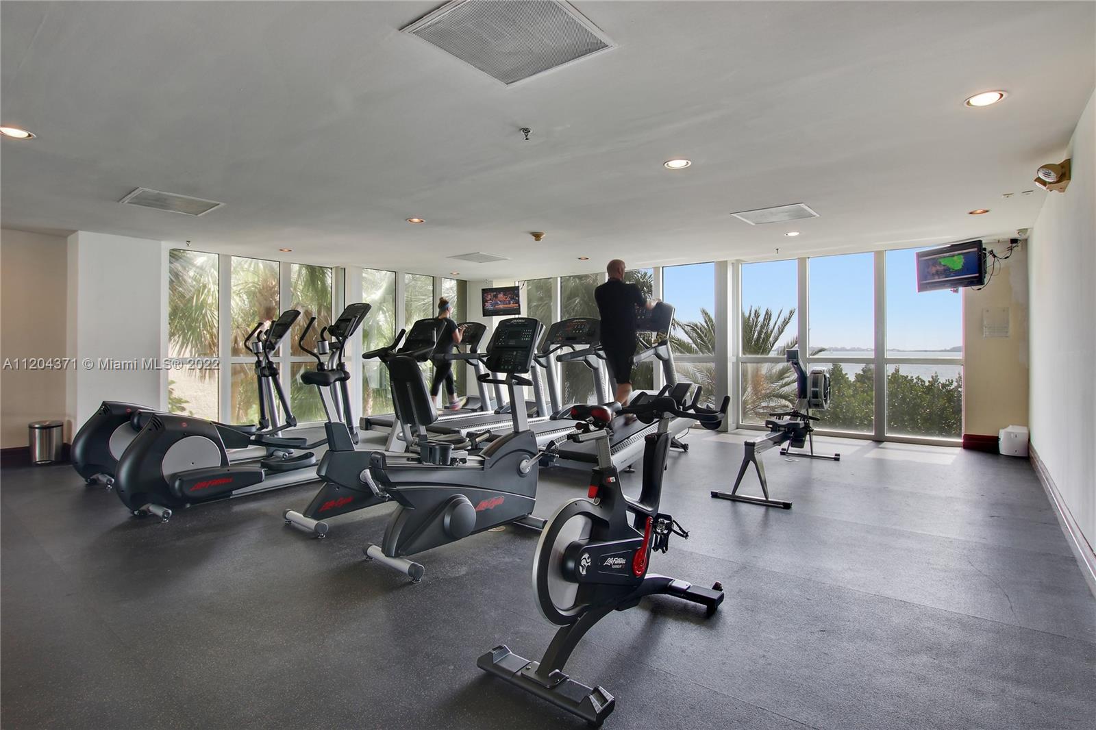 1111 Brickell Bay Dr Unit: 2005