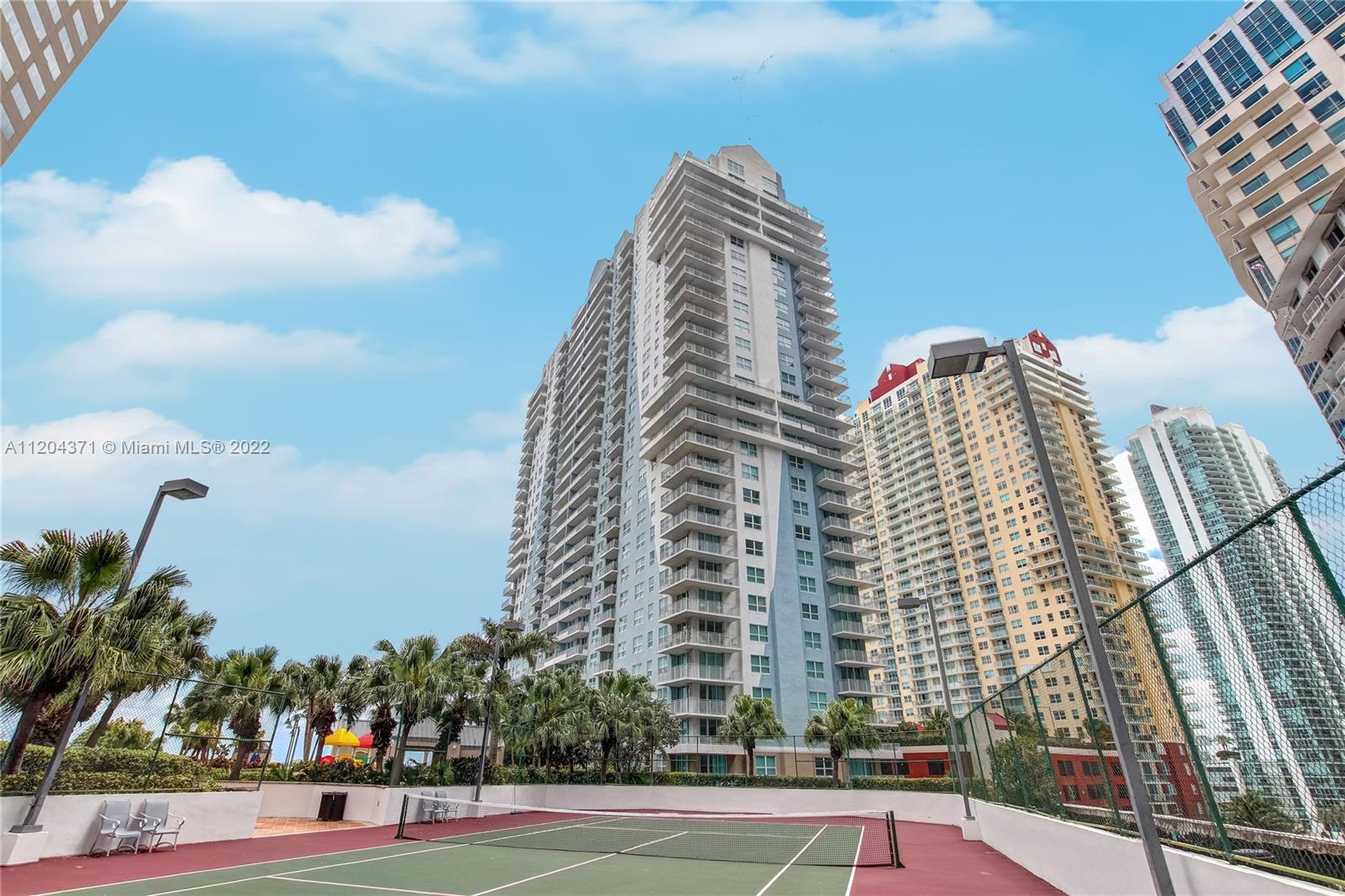 1111 Brickell Bay Dr Unit: 2005