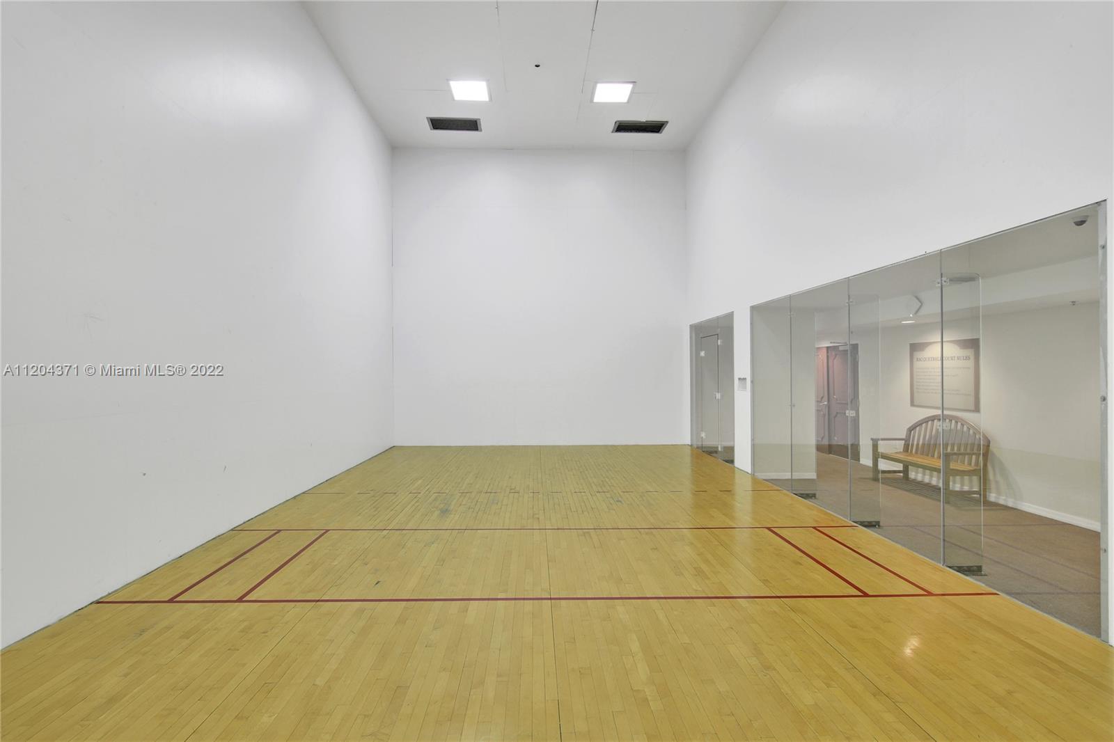 1111 Brickell Bay Dr Unit: 2005