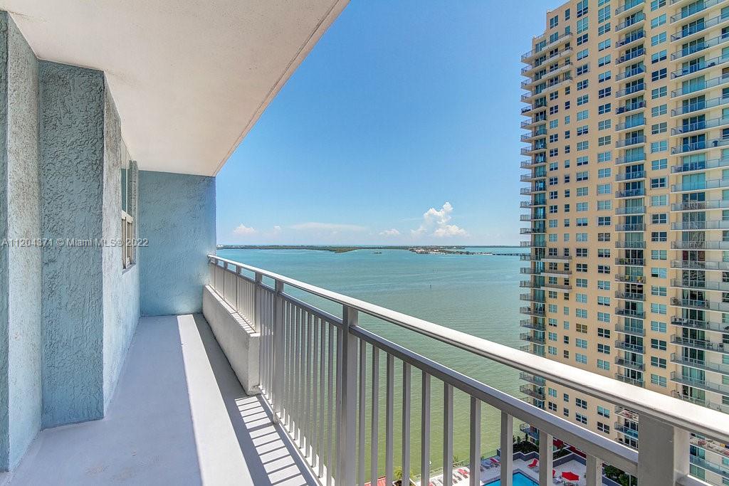 1111 Brickell Bay Dr Unit: 2005
