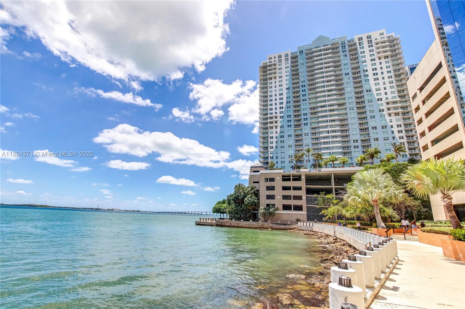 1111 Brickell Bay Dr Unit: 2005