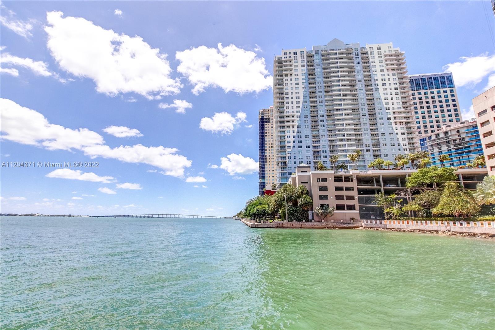 1111 Brickell Bay Dr Unit: 2005