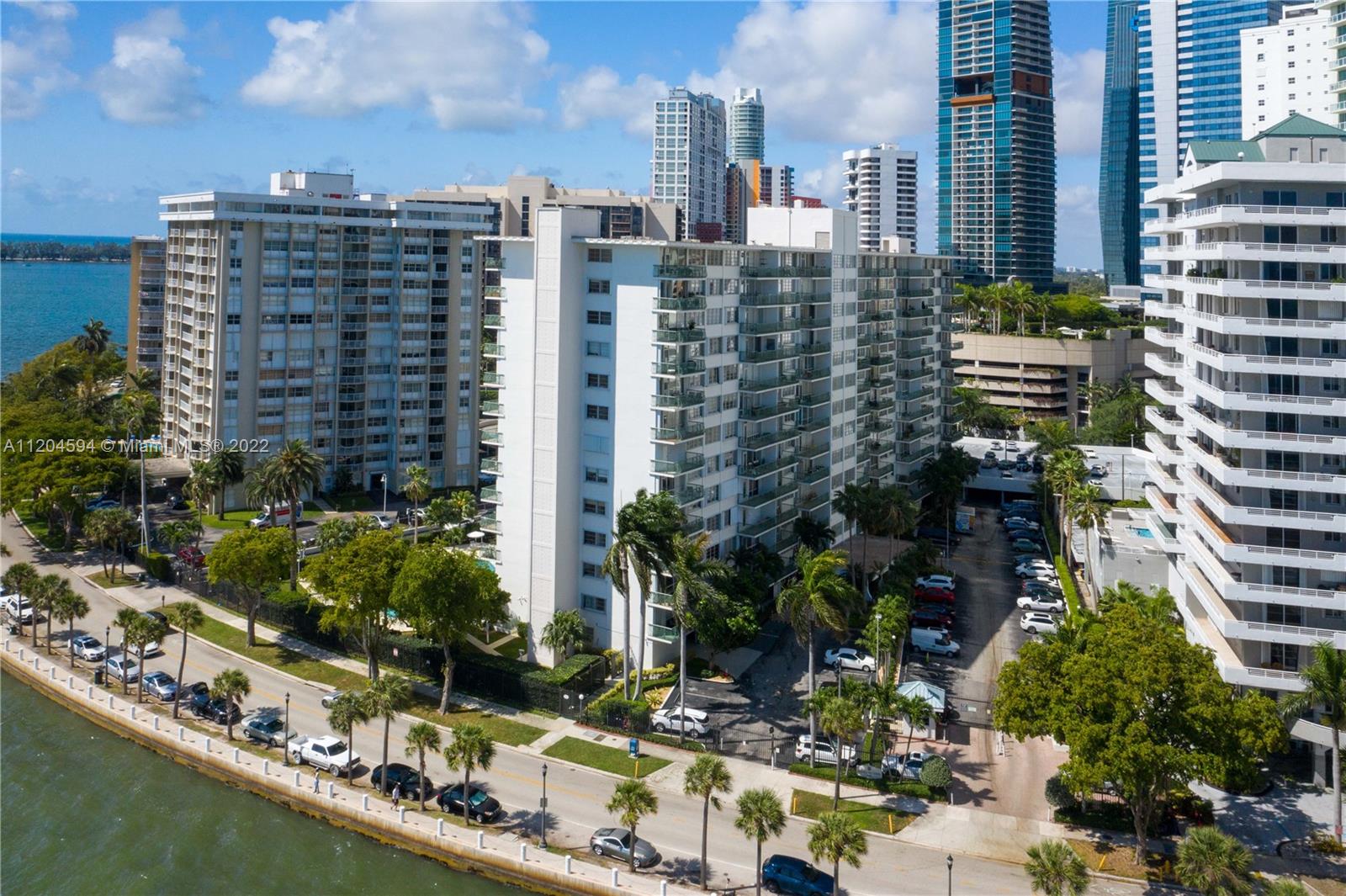 1408 Brickell Bay Dr Unit: 215