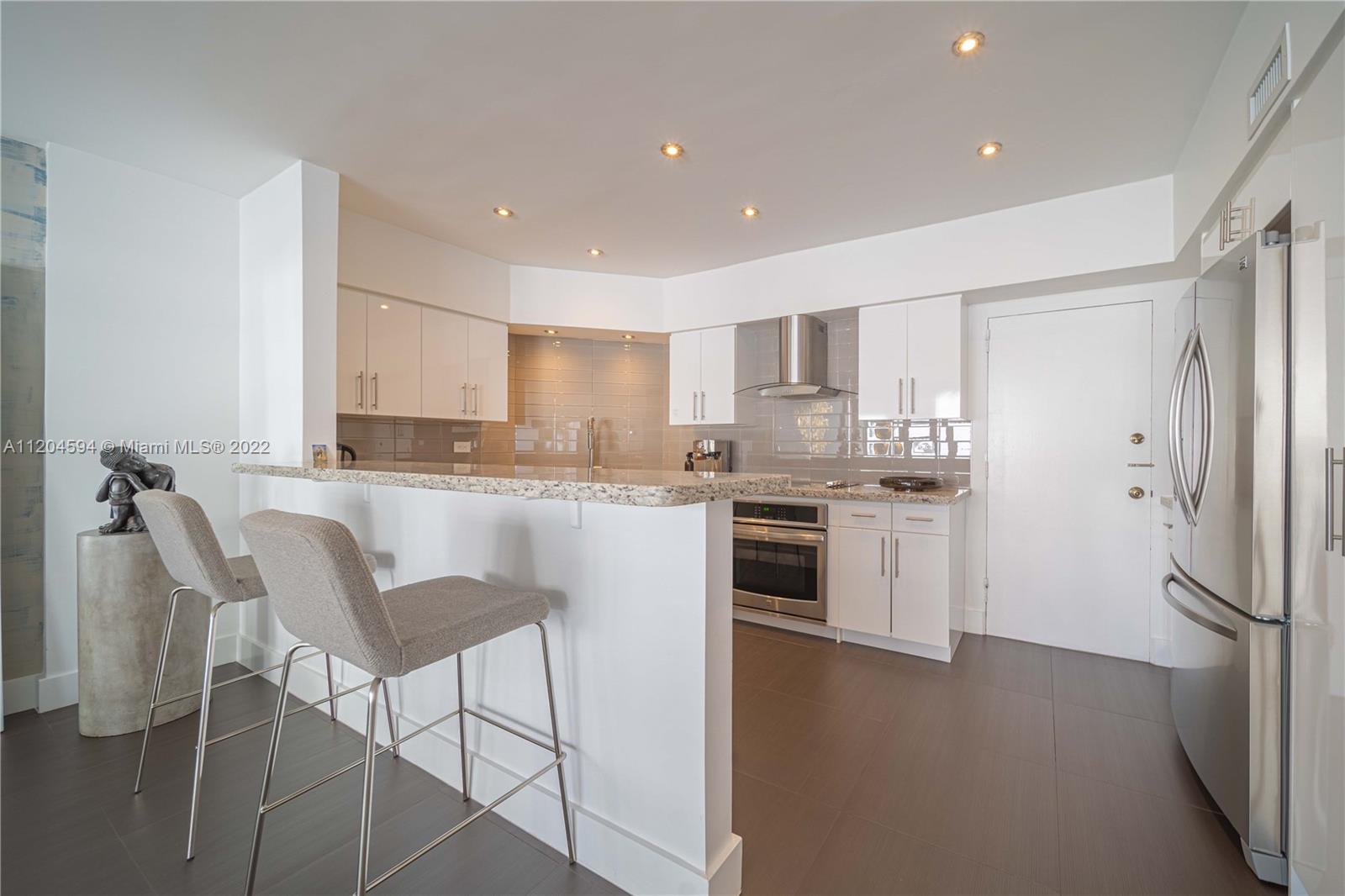 1408 Brickell Bay Dr Unit: 215