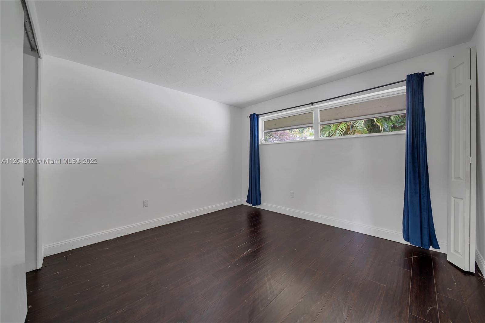 7271 Sunset Strip