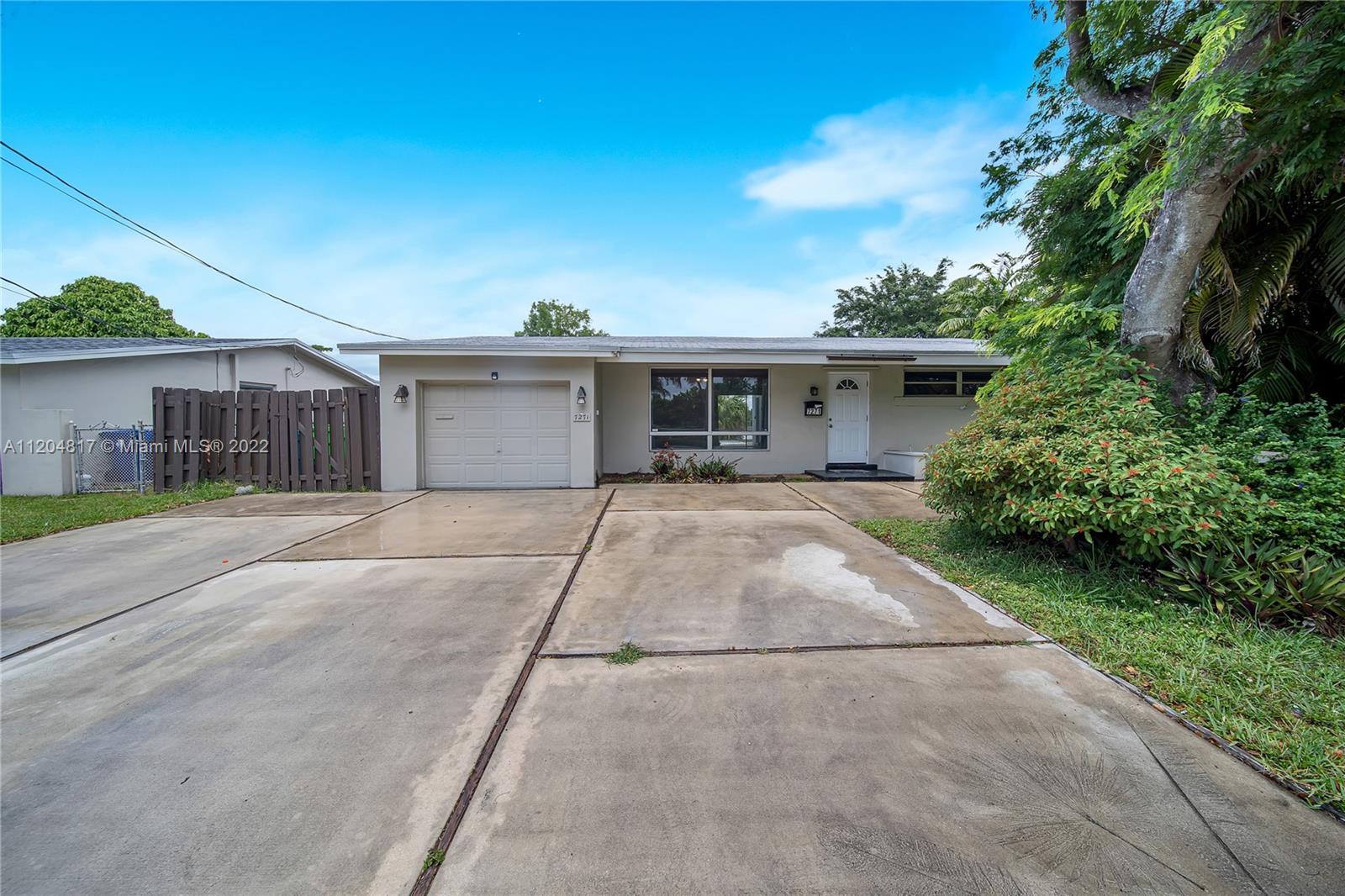 7271 Sunset Strip