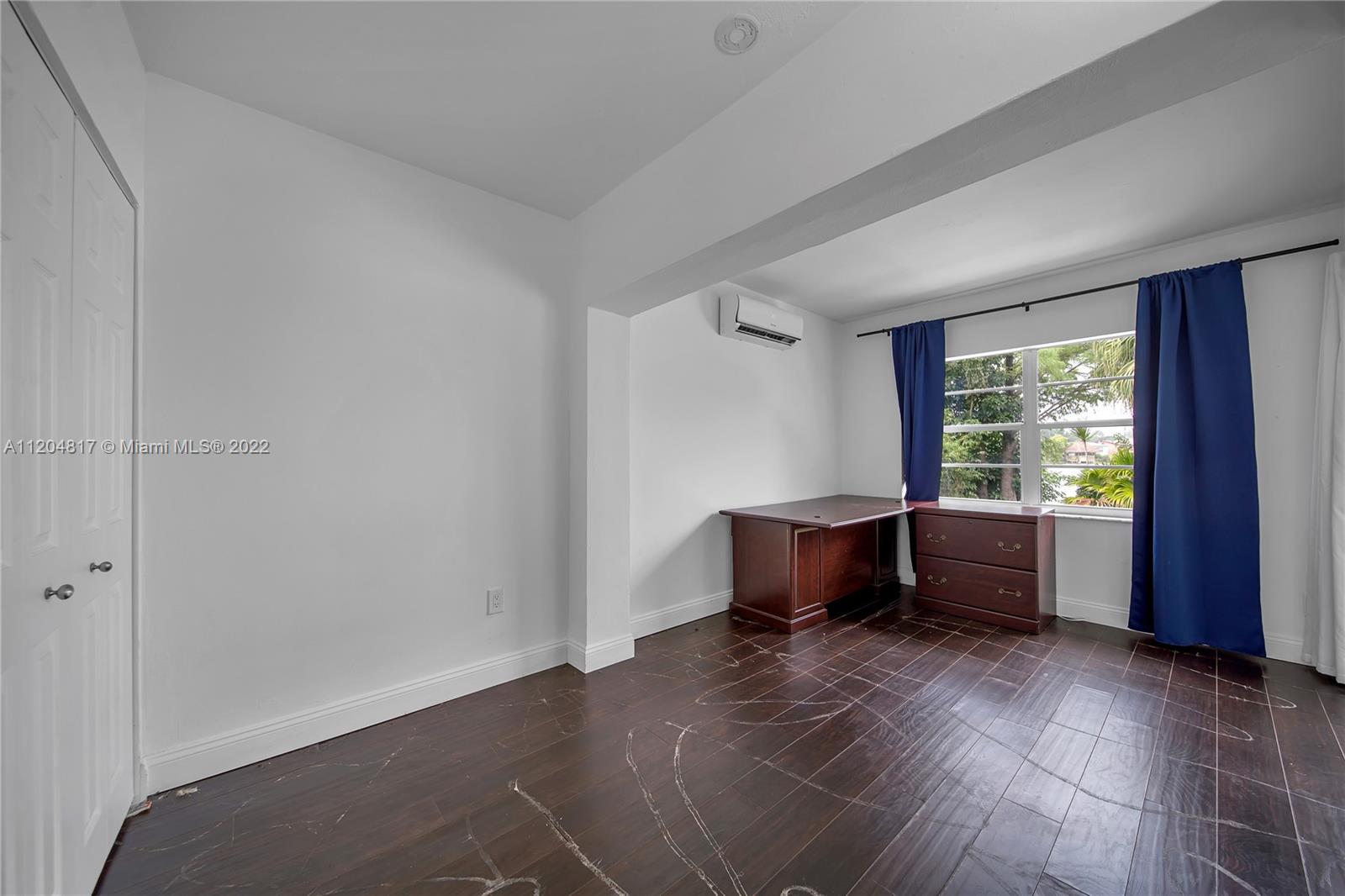 7271 Sunset Strip