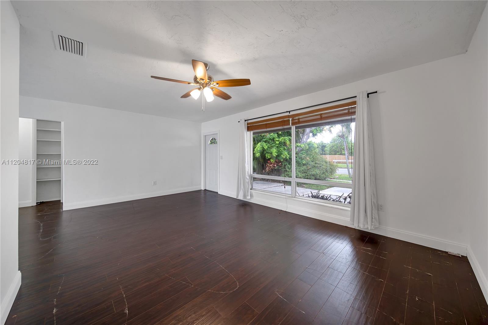 7271 Sunset Strip
