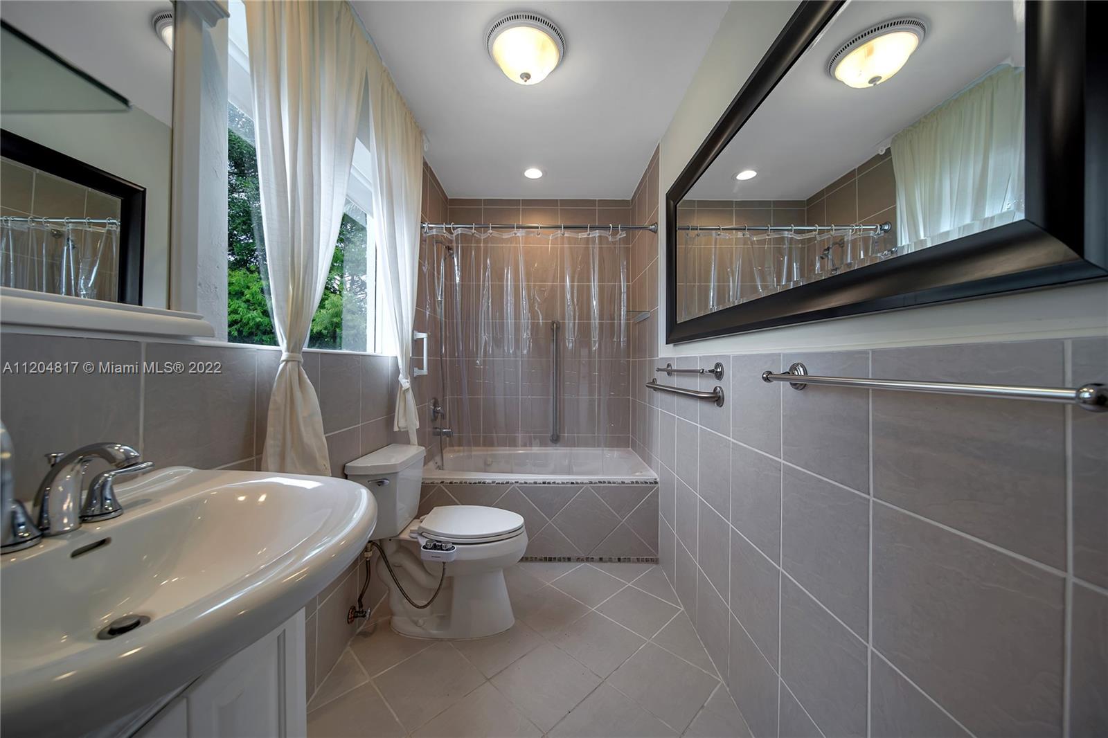 7271 Sunset Strip