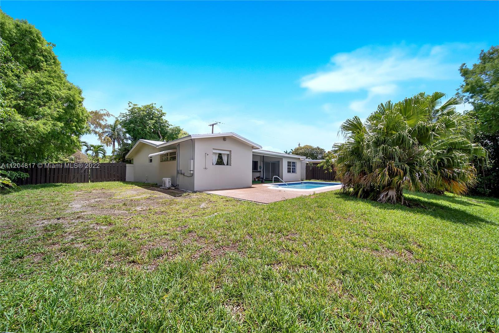 7271 Sunset Strip