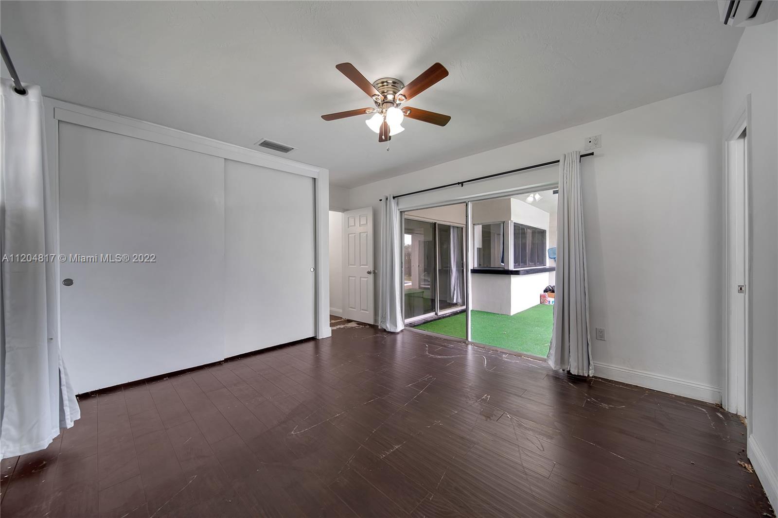 7271 Sunset Strip