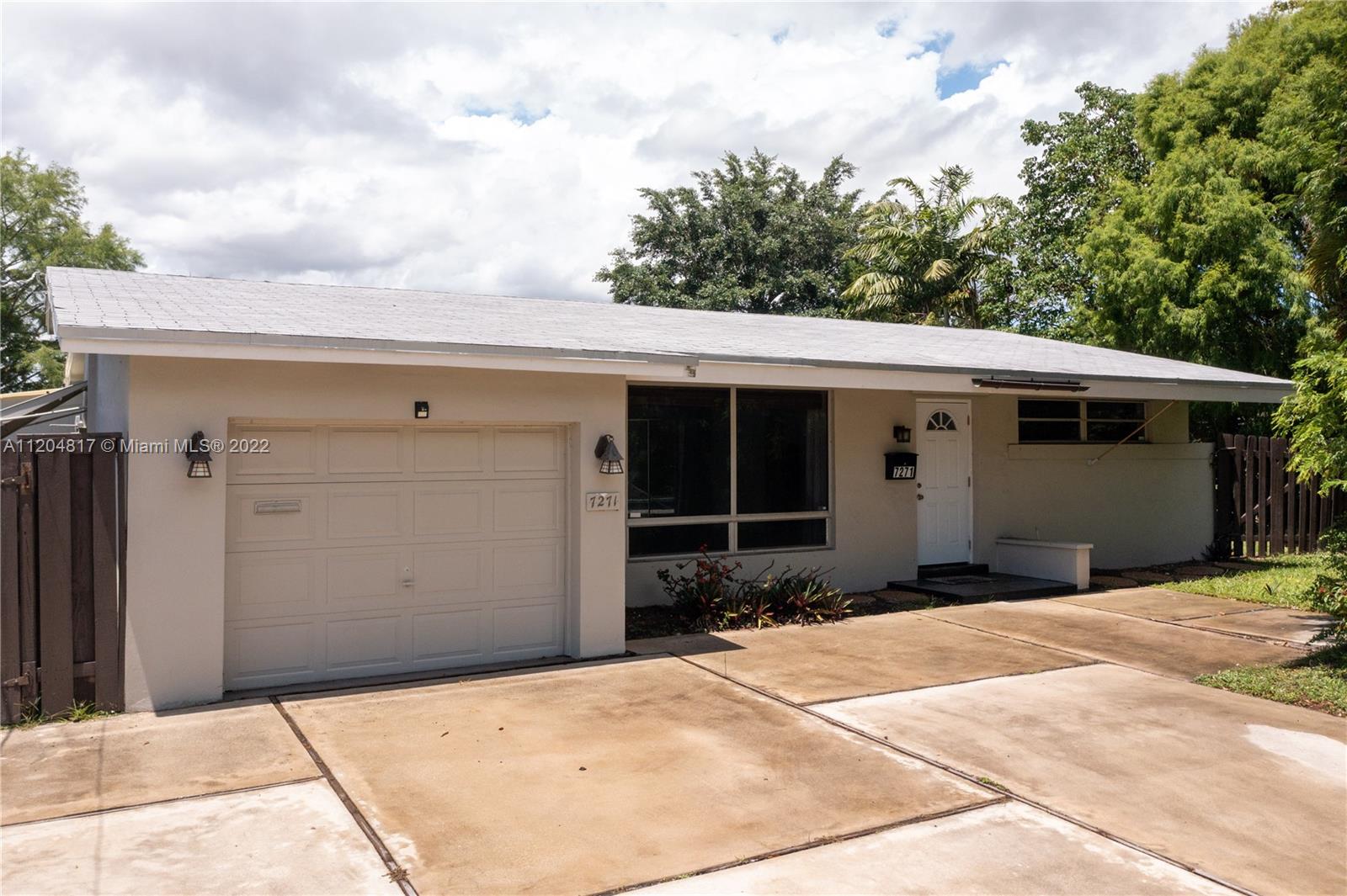 7271 Sunset Strip