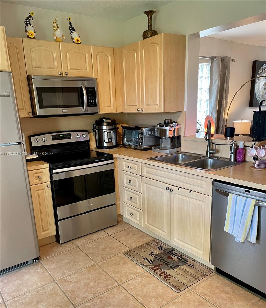 630 NW 79th Ter Unit: 106