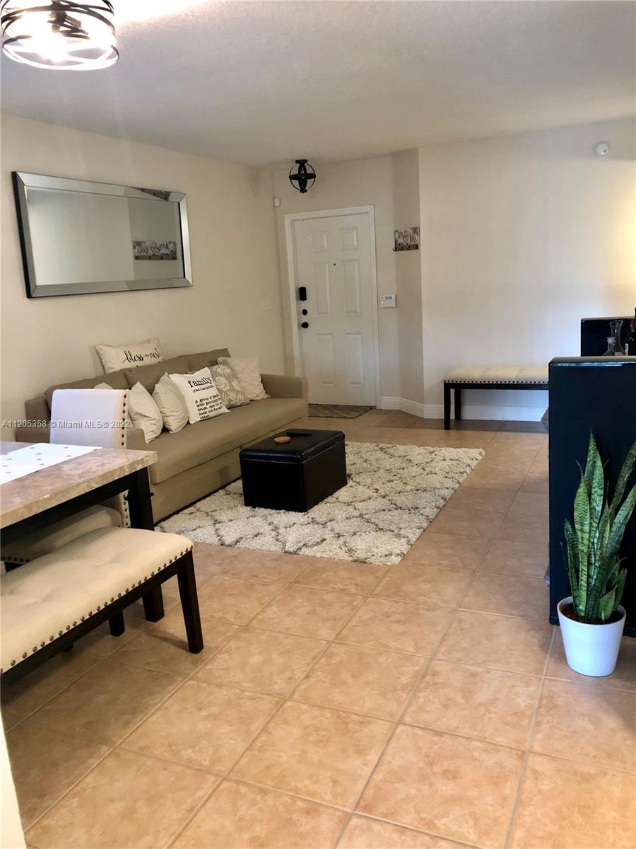 630 NW 79th Ter Unit: 106
