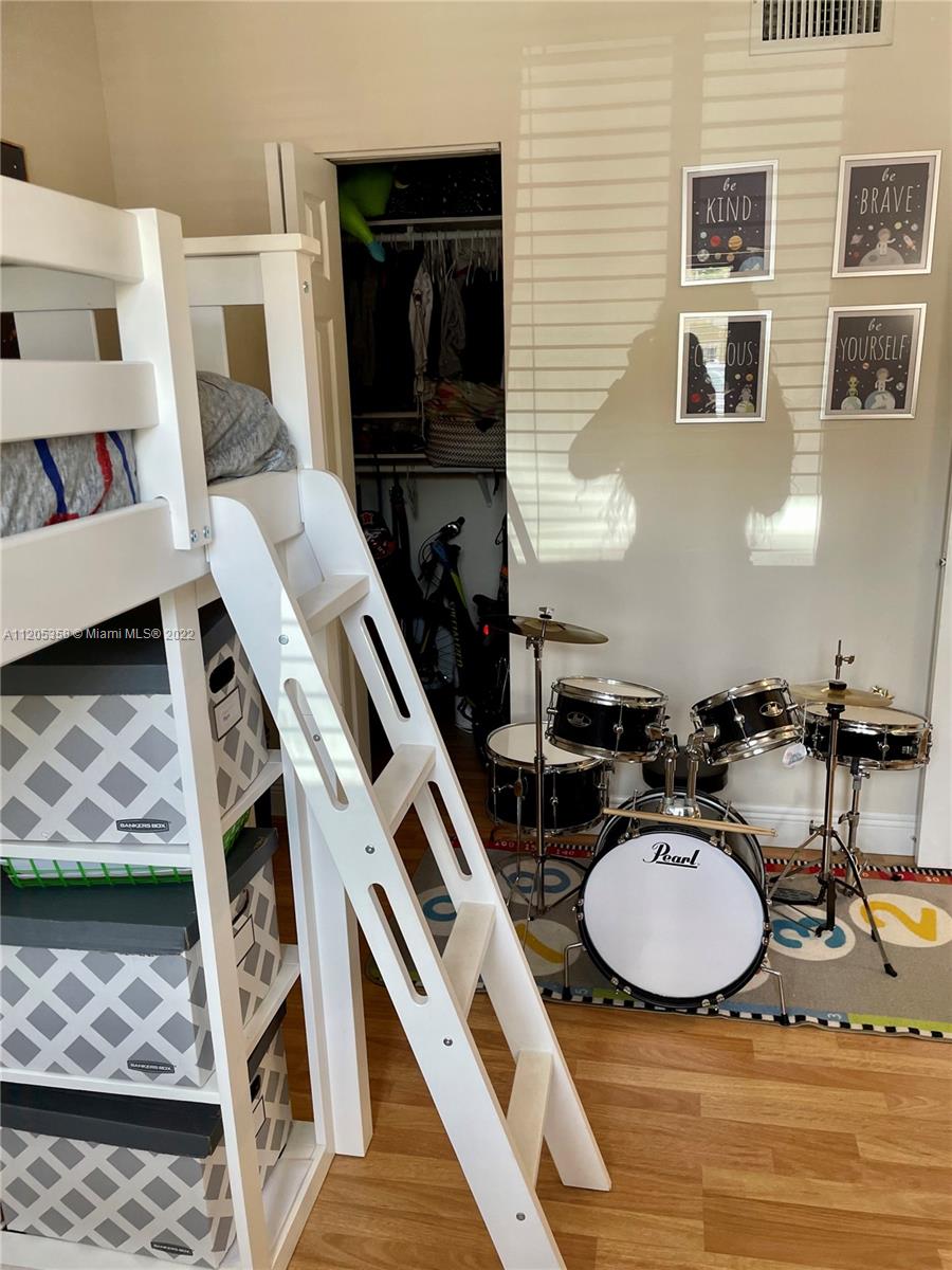 630 NW 79th Ter Unit: 106