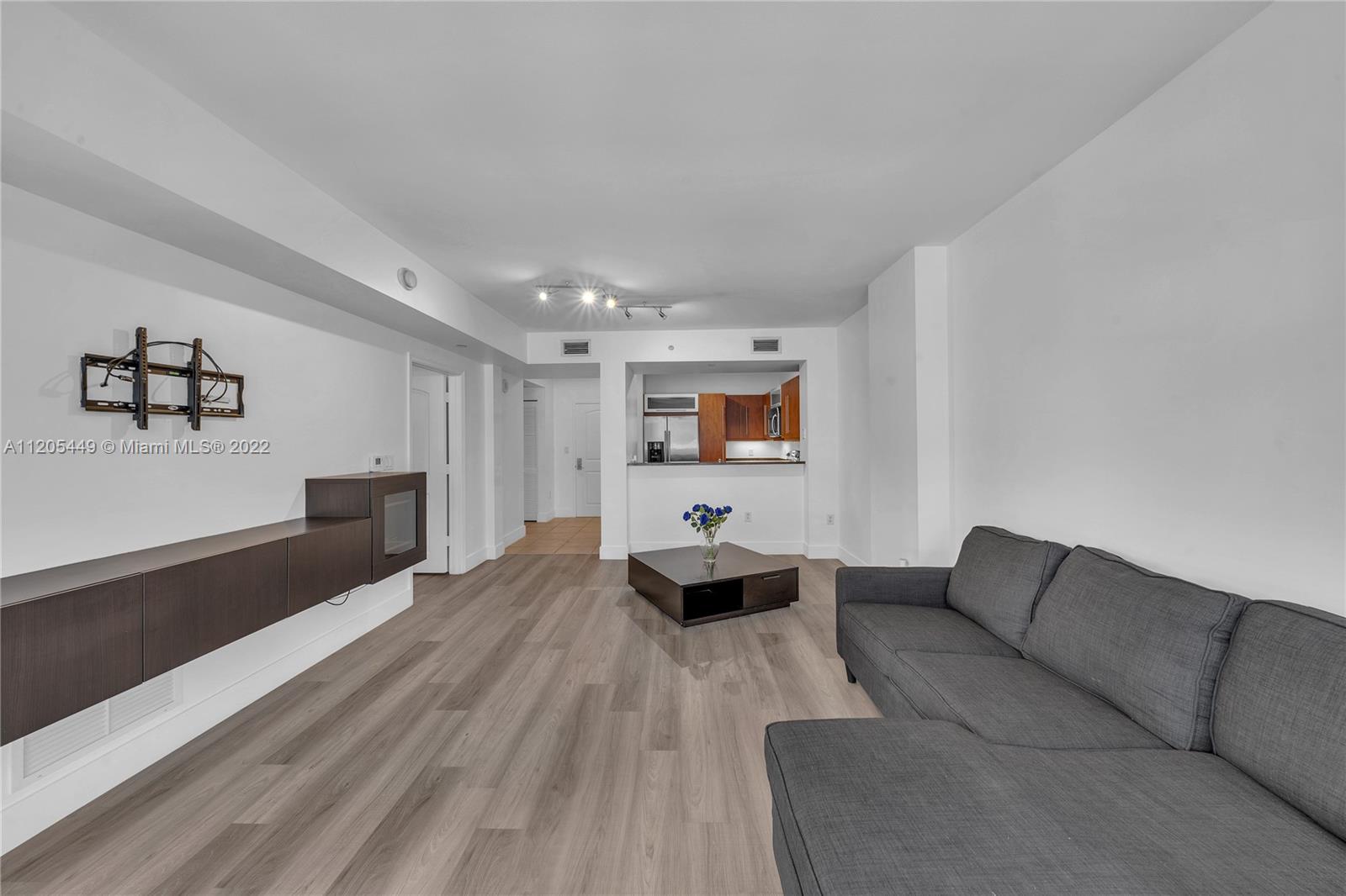 7350 SW 89th St Unit: 709S