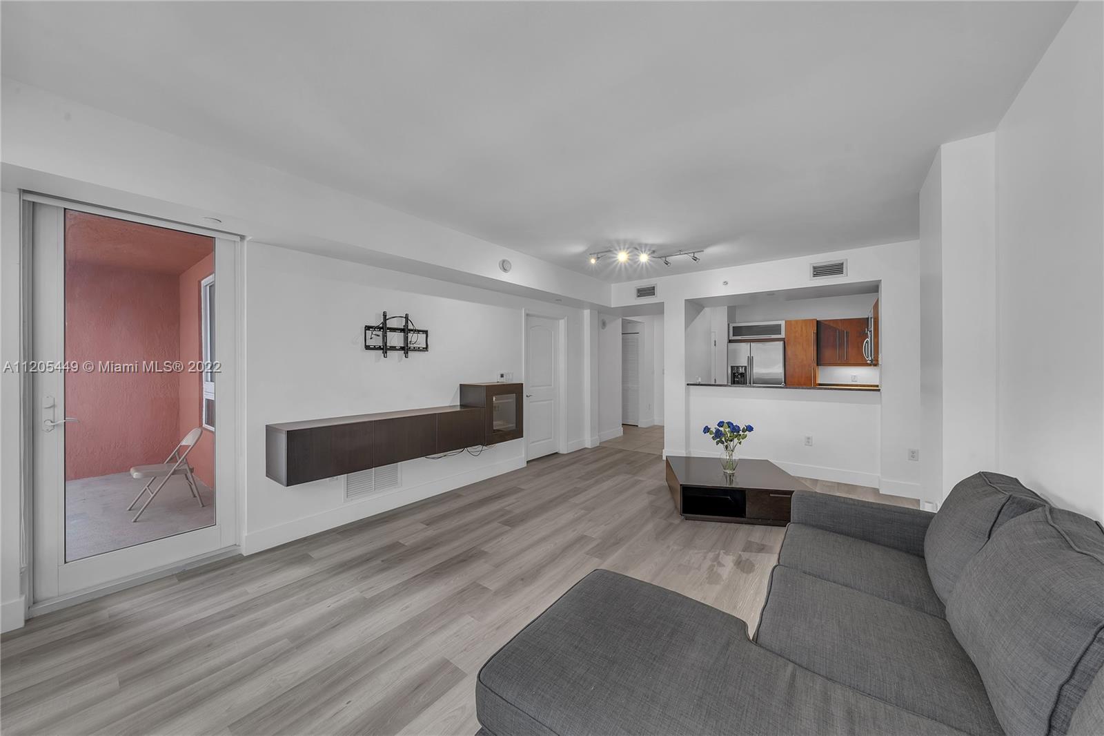 7350 SW 89th St Unit: 709S