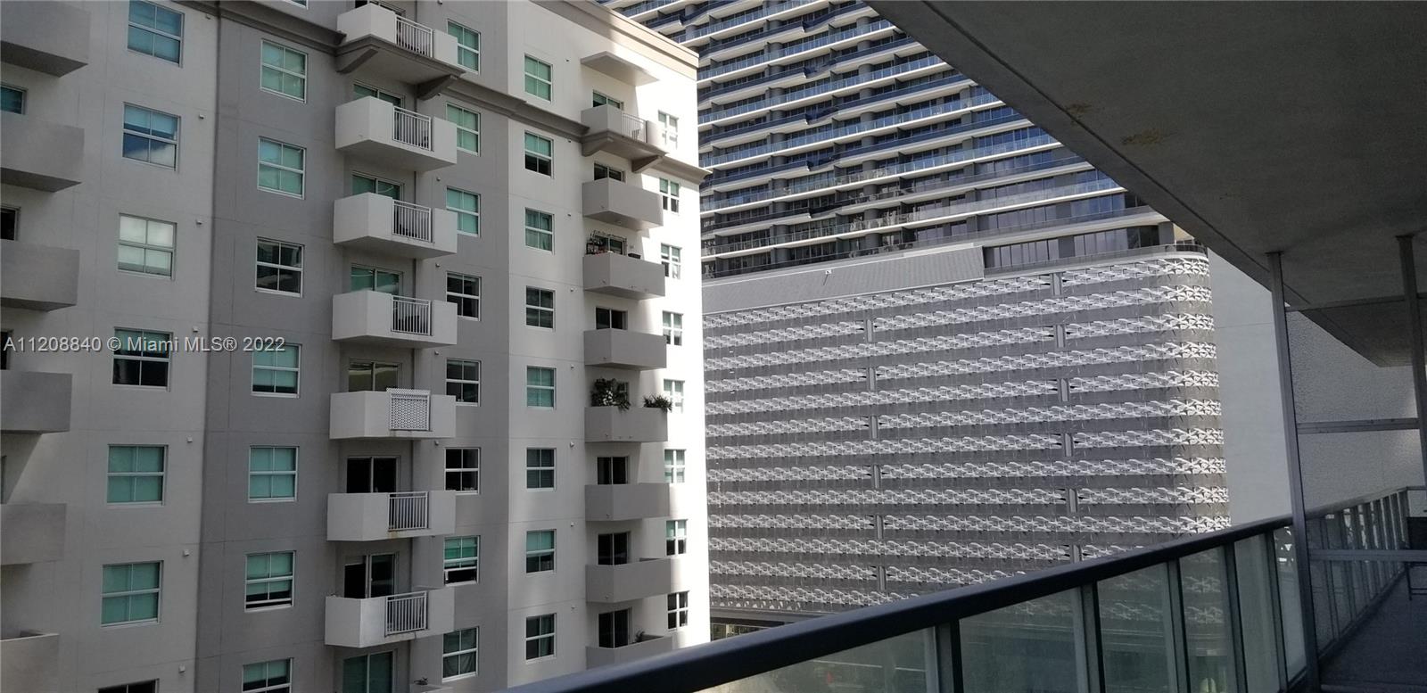 1111 SW 1 AV Unit: 1021-N