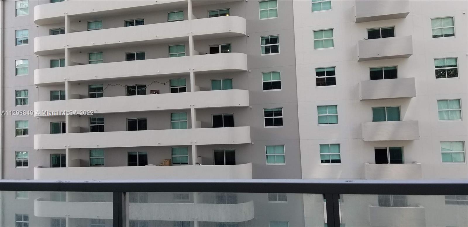1111 SW 1 AV Unit: 1021-N