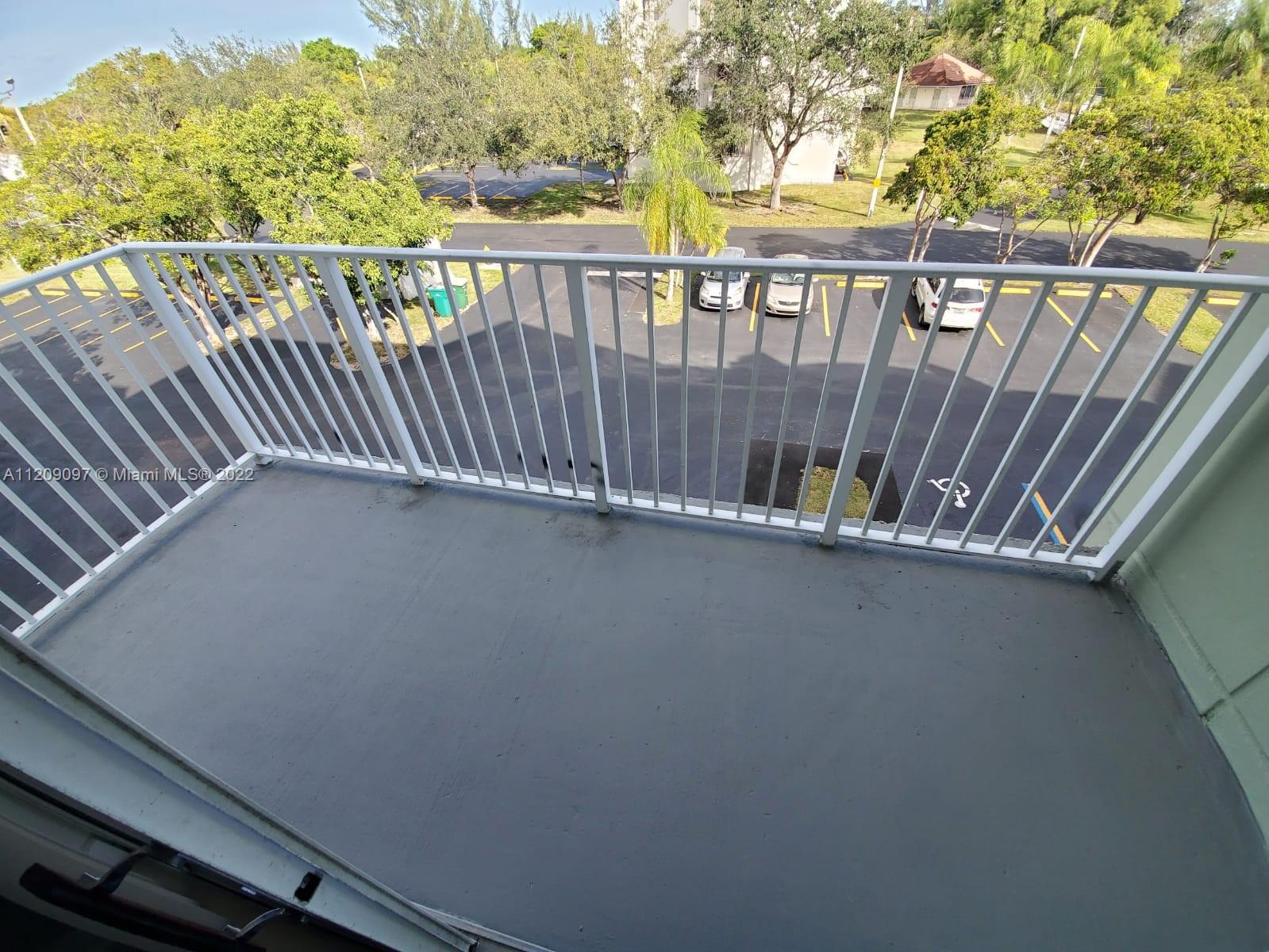 8260 SW 210th St Unit: 201