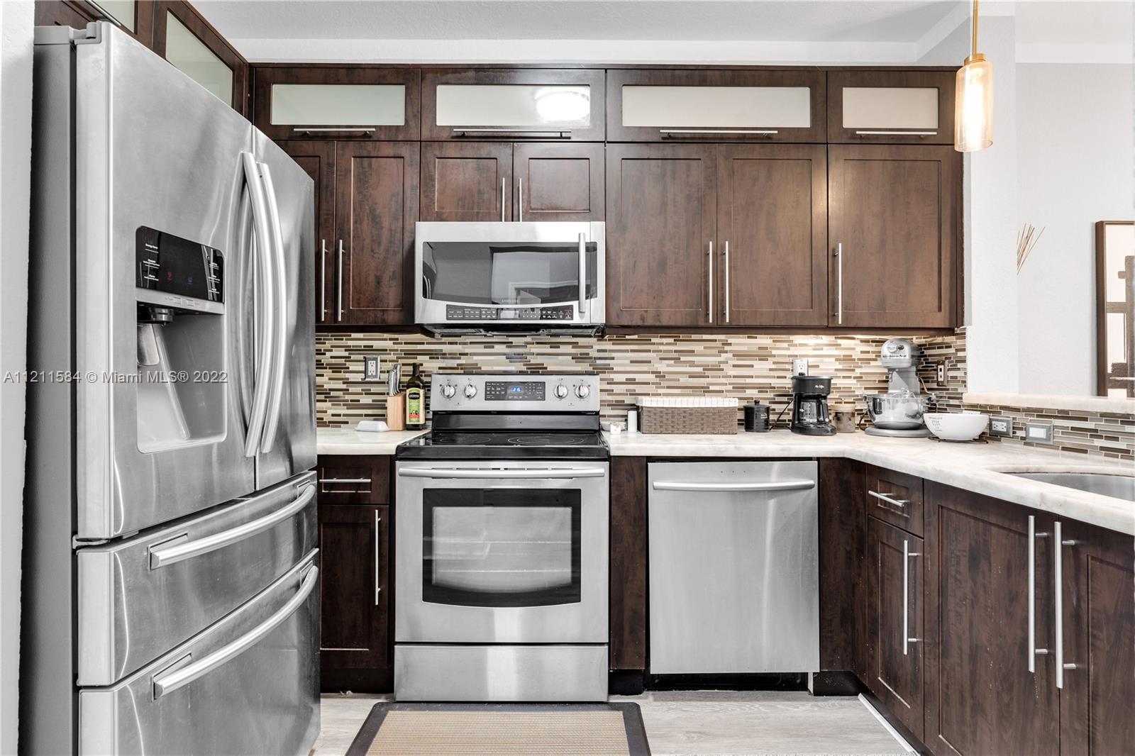 17800 NW 73rd Ave Unit: 102-21