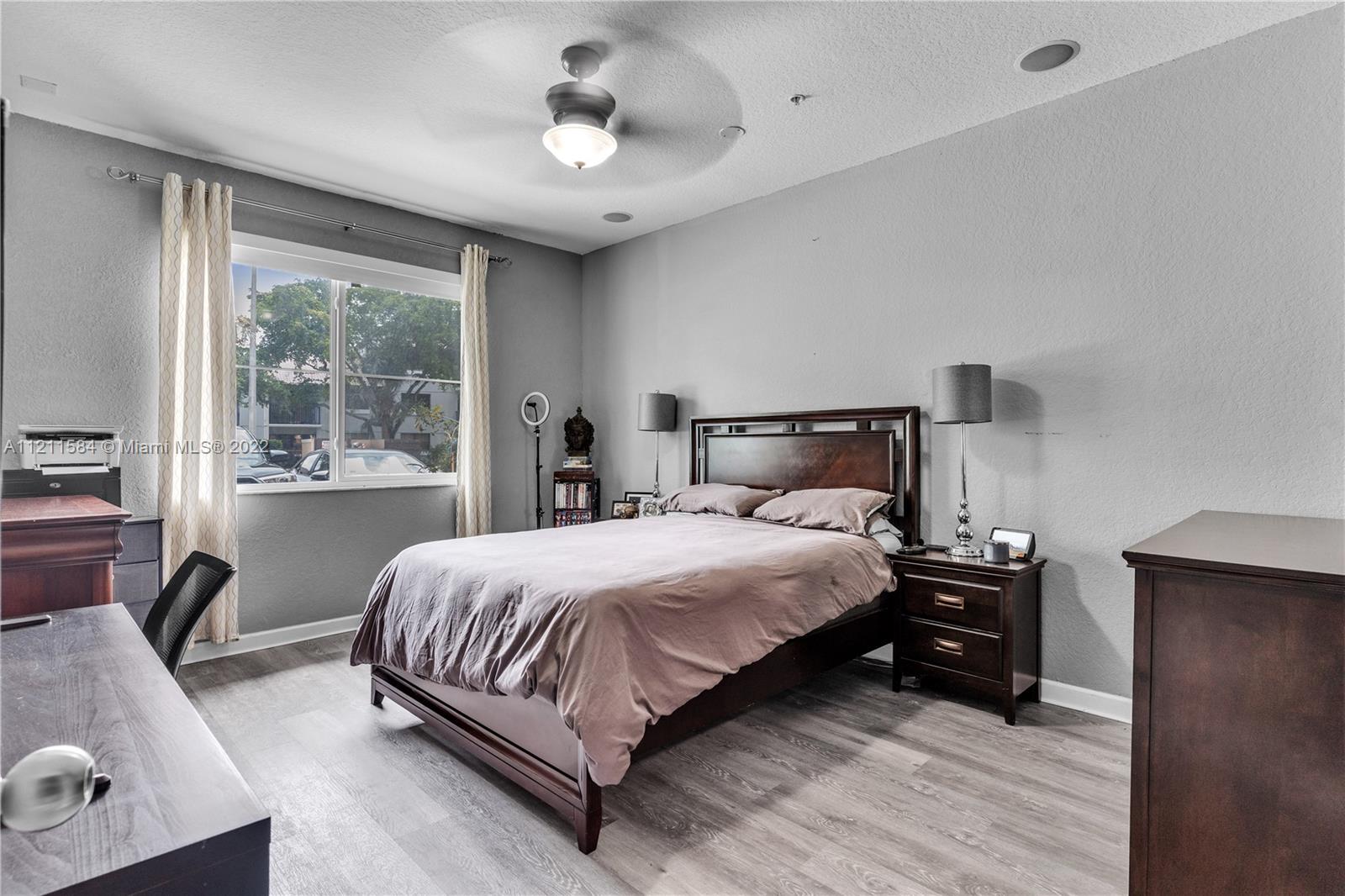 17800 NW 73rd Ave Unit: 102-21