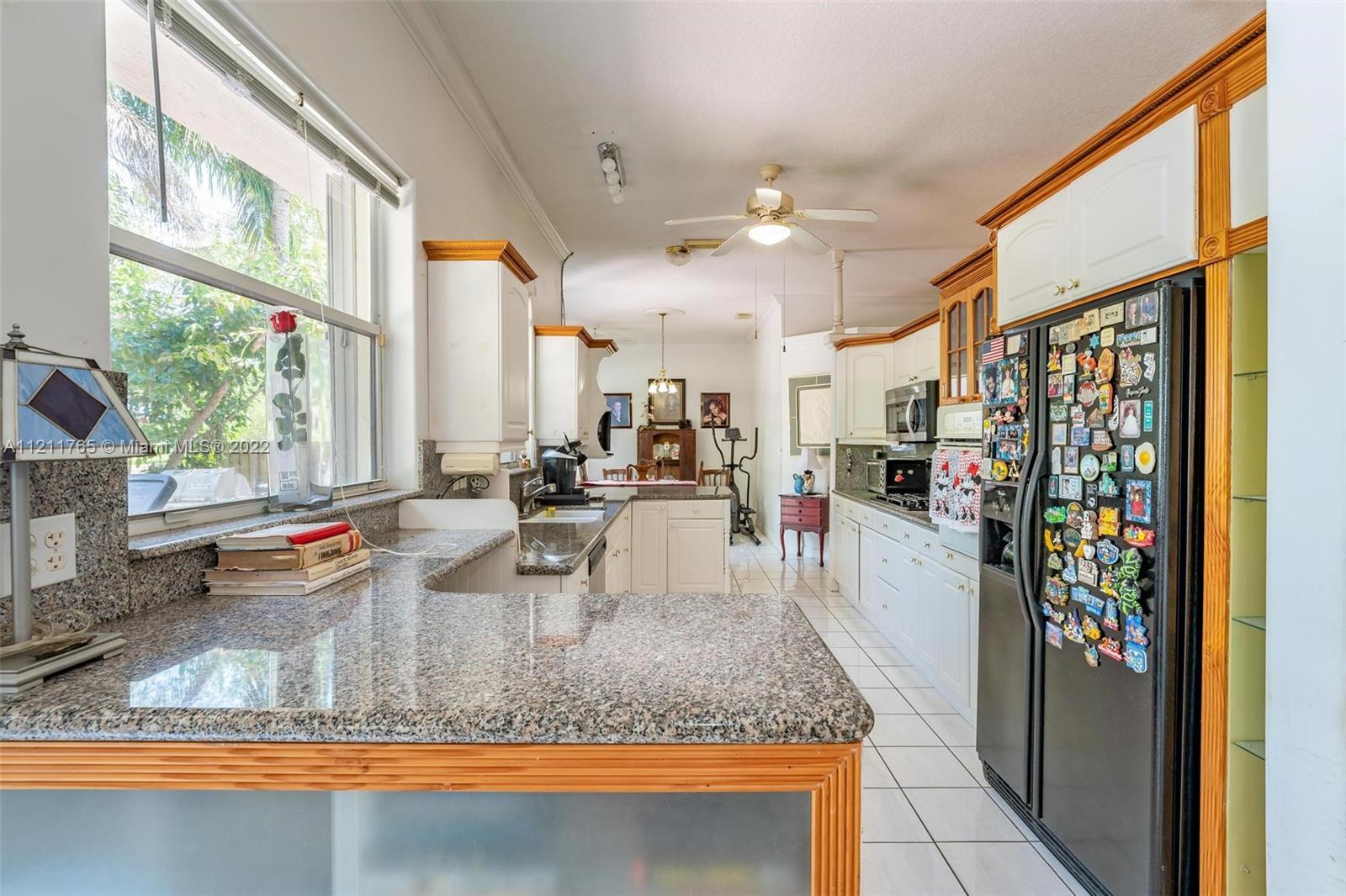 8528 Cutler Ct