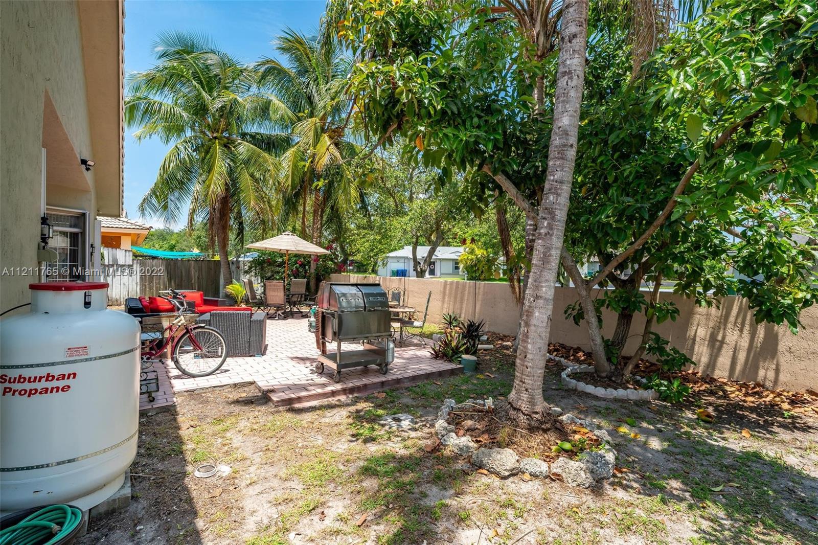 8528 Cutler Ct