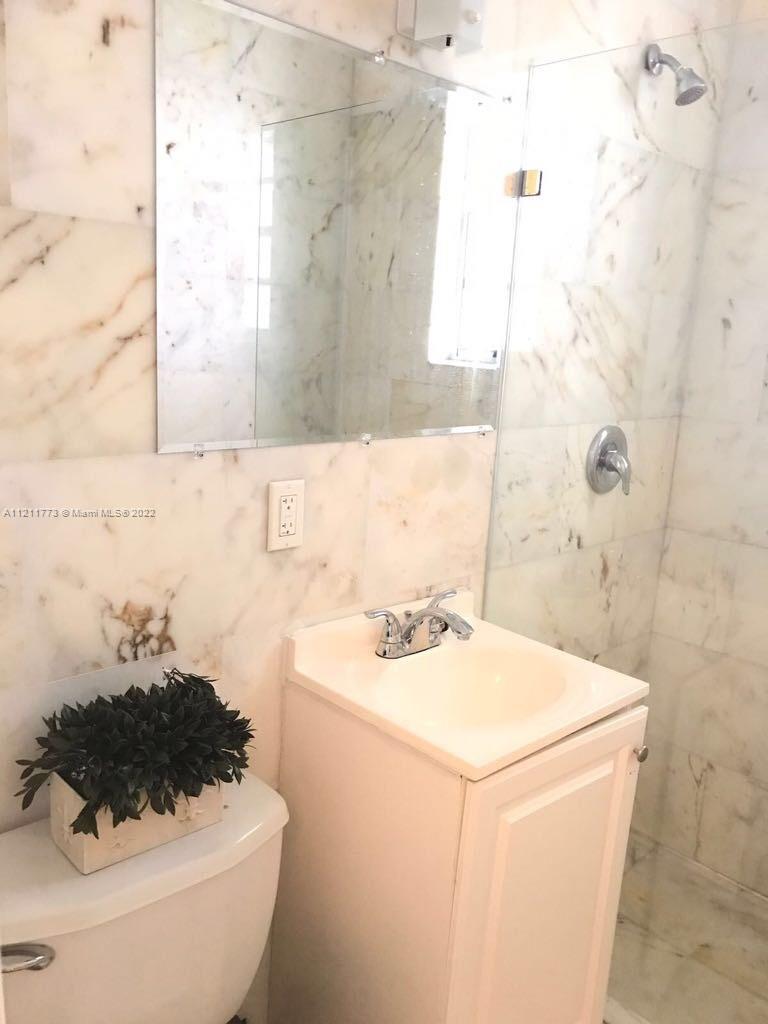 1526 Pennsylvania Ave Unit: 8