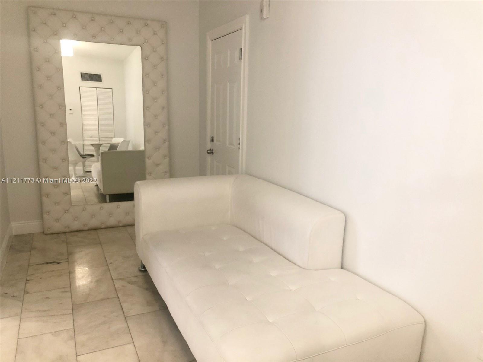 1526 Pennsylvania Ave Unit: 8