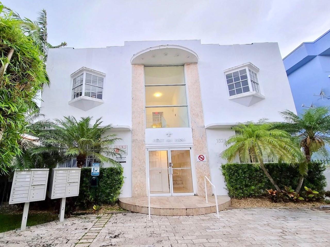 1526 Pennsylvania Ave Unit: 8